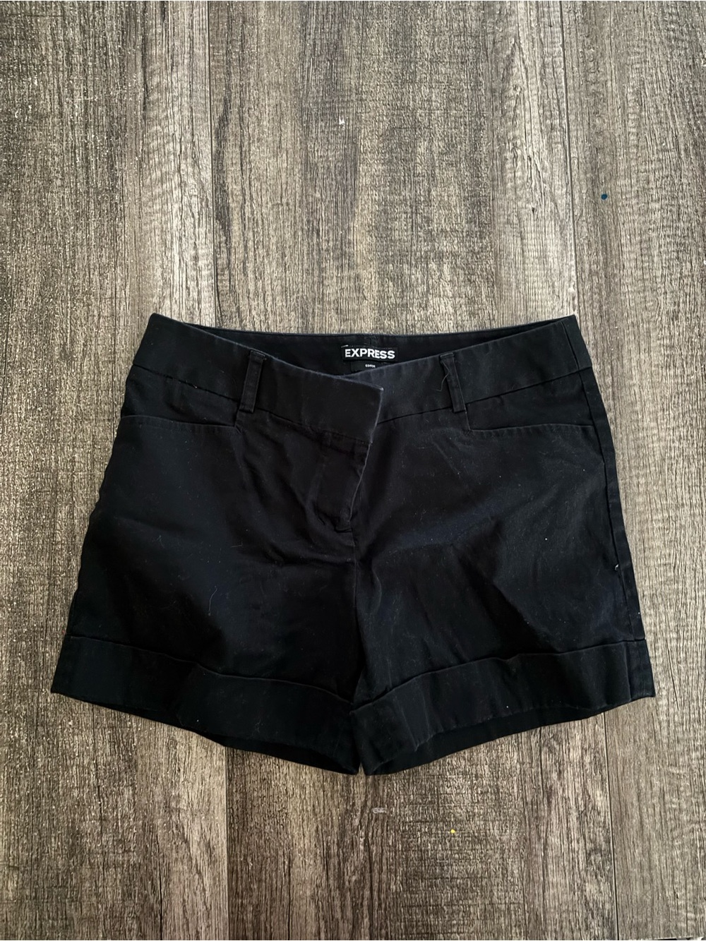 Express Black Women's Cuffed Tailored Shorts